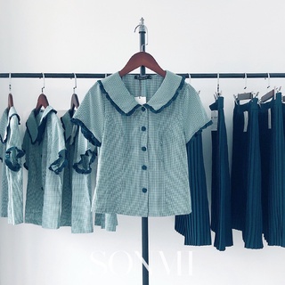 Áo Sơ Mi Nữ Công Sở SONMI Hàn Quốc Màu Xanh Lam Đẹp Cao Cấp Tay Ngắn Cổ V Dáng Suông WILLOW ZOEY