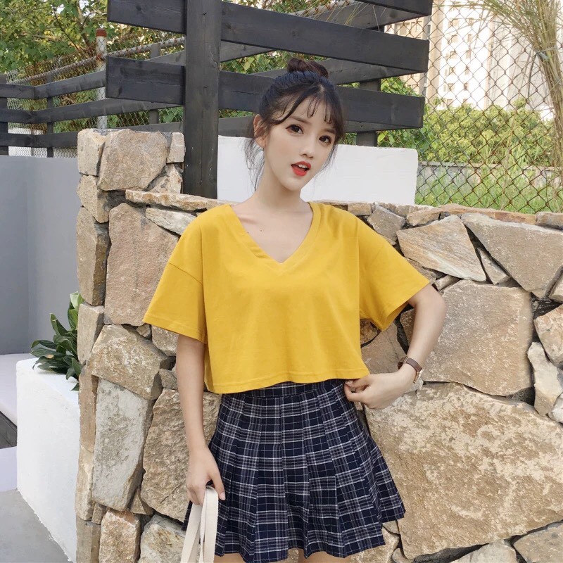 ÁO CROPTOP CỔ TIM VÀNG ĐỘC LẠ