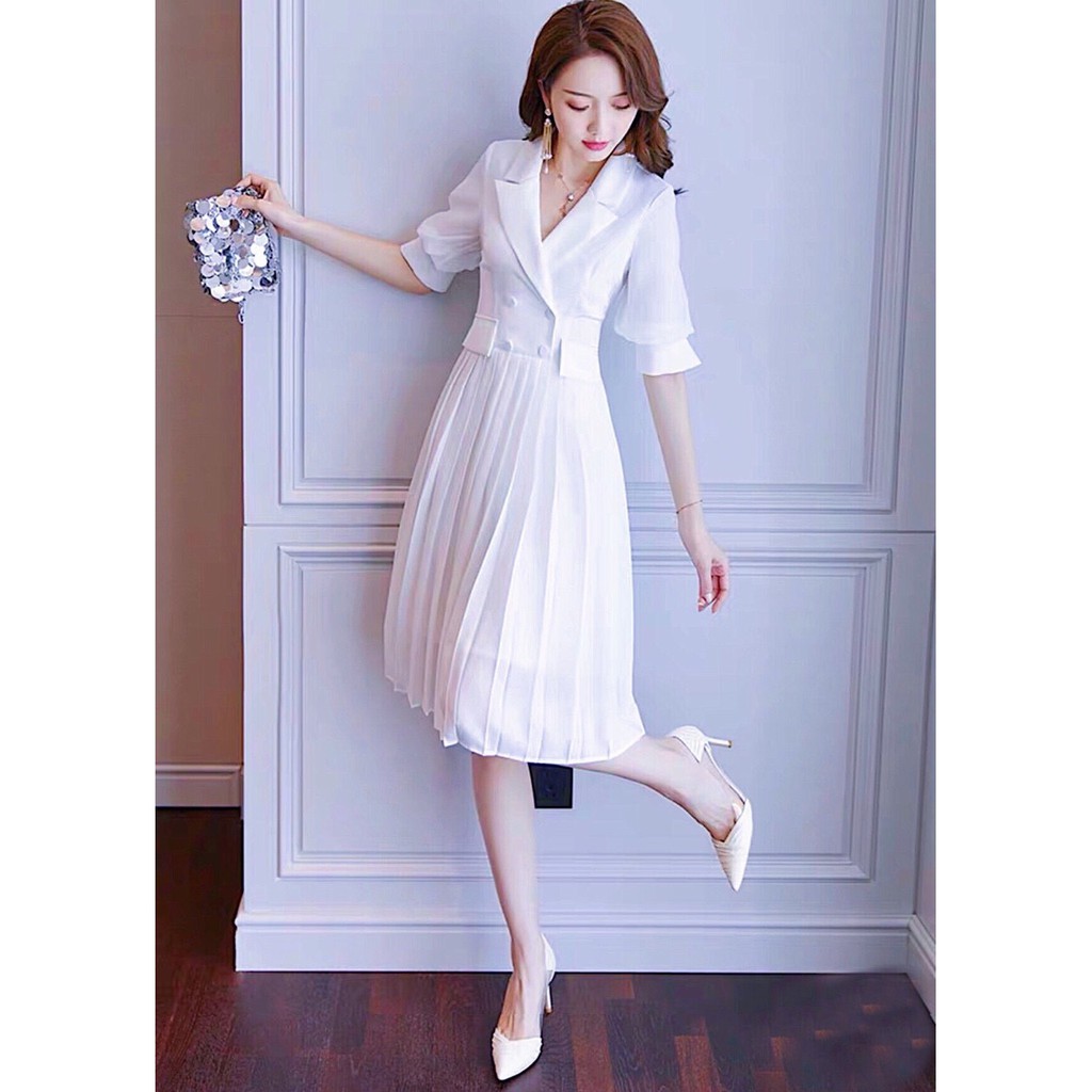 Đầm Thiết Kế Trắng Xoè Dập Ly Đính Nút Bọc Cổ Vest - DX027