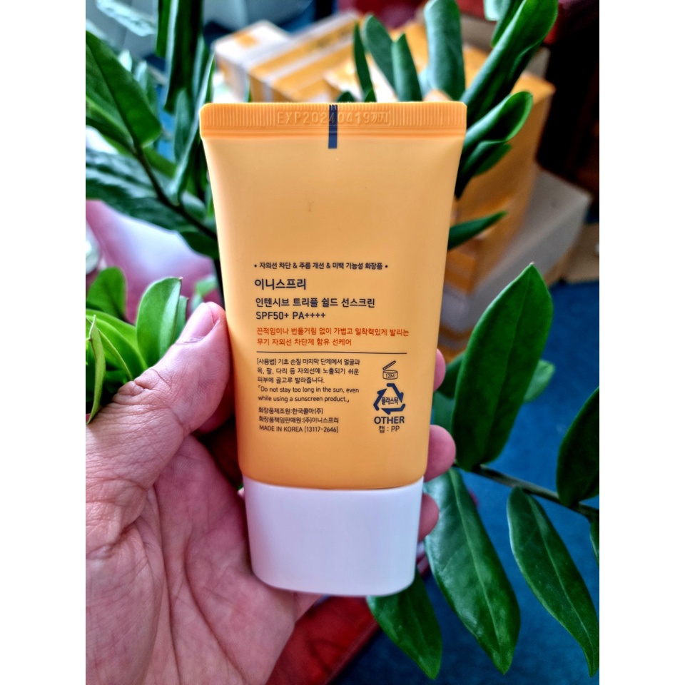 Kem chống nắng Innisfree Triple Shield Sunscreen 50ml