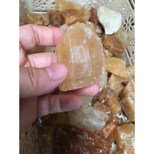 100gr Đá Thô Calcite Vàng