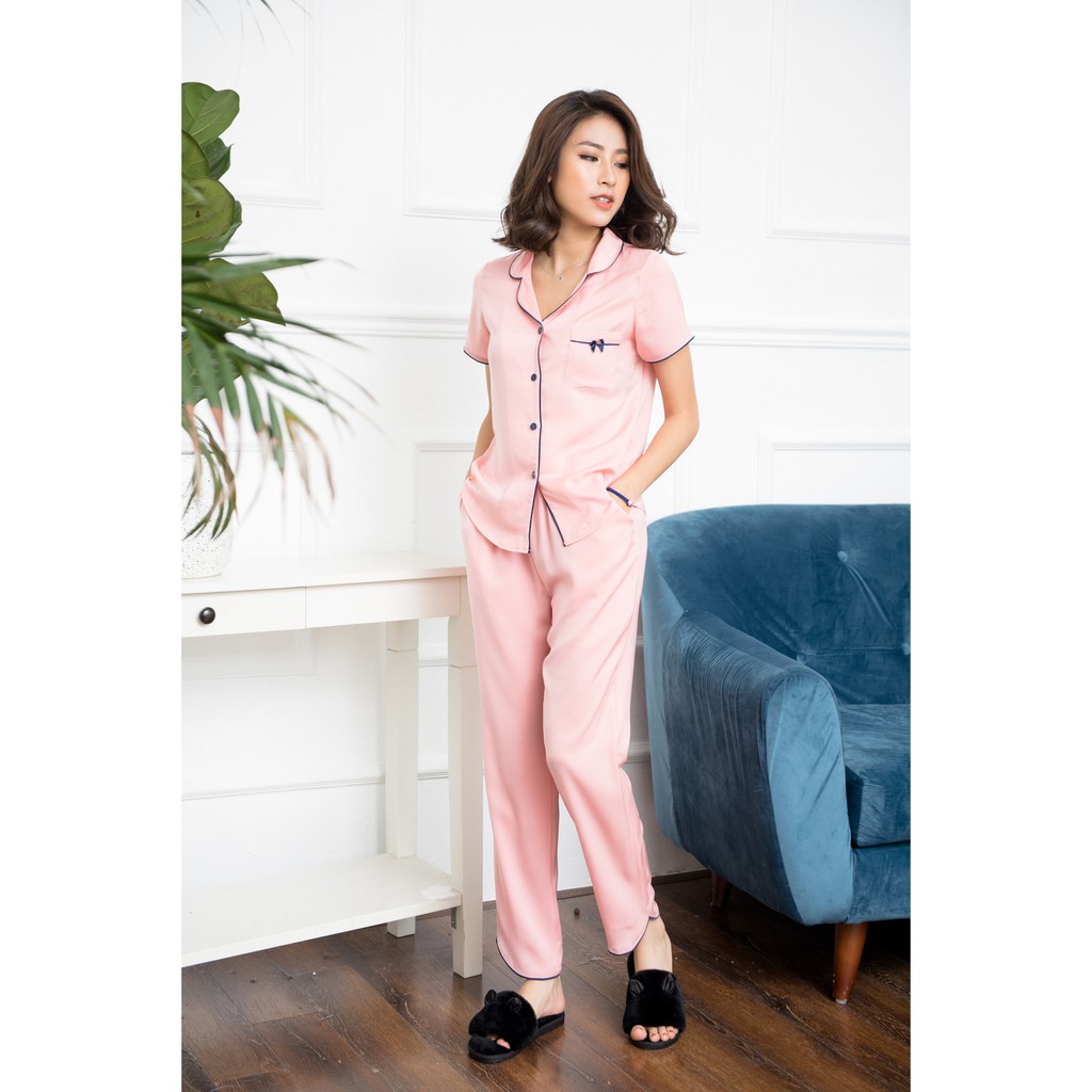[Mã APWARN30 hoàn 30k xu đơn 150k] Bộ đồ ngủ nữ 🦋 mặc nhà siêu mát  Đồ bộ Pijama Lụa cao cấp | BigBuy360 - bigbuy360.vn