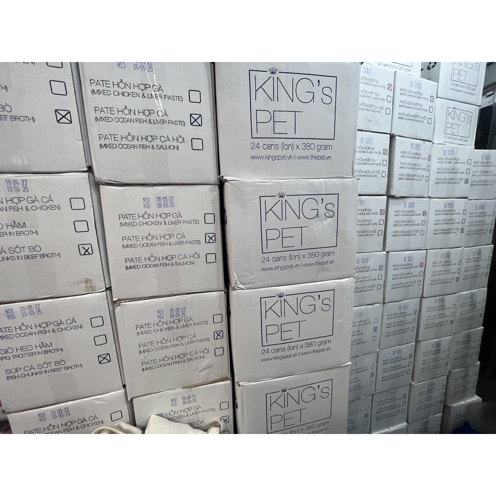 Pate hỗn hợp cho chó và mèo King’s Pet hộp 380g - PetMall