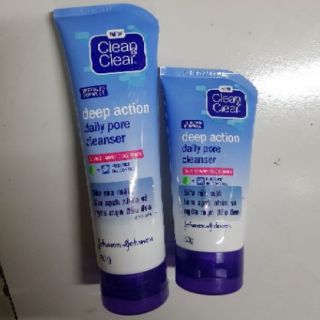 Sữa rửa mặt sạch nhờn ngừa mụn đầu đen Clean & Clear Deep Action
