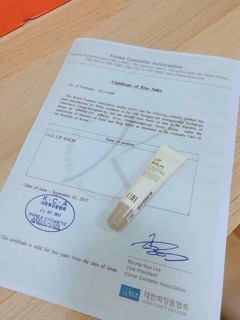 Son Dưỡng Môi Lụa Lip Balm