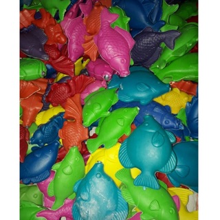 1kg cá nhựa cân