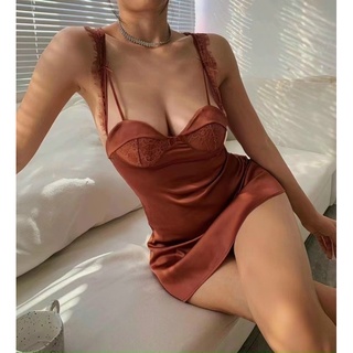 Váy ngủ lụa quyến rũ