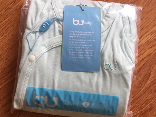 Sale bộ dài tay sơ sinh bu cài chéo  chất bamboo  kiểu trơn và hoạ tiết đám mây cho bé