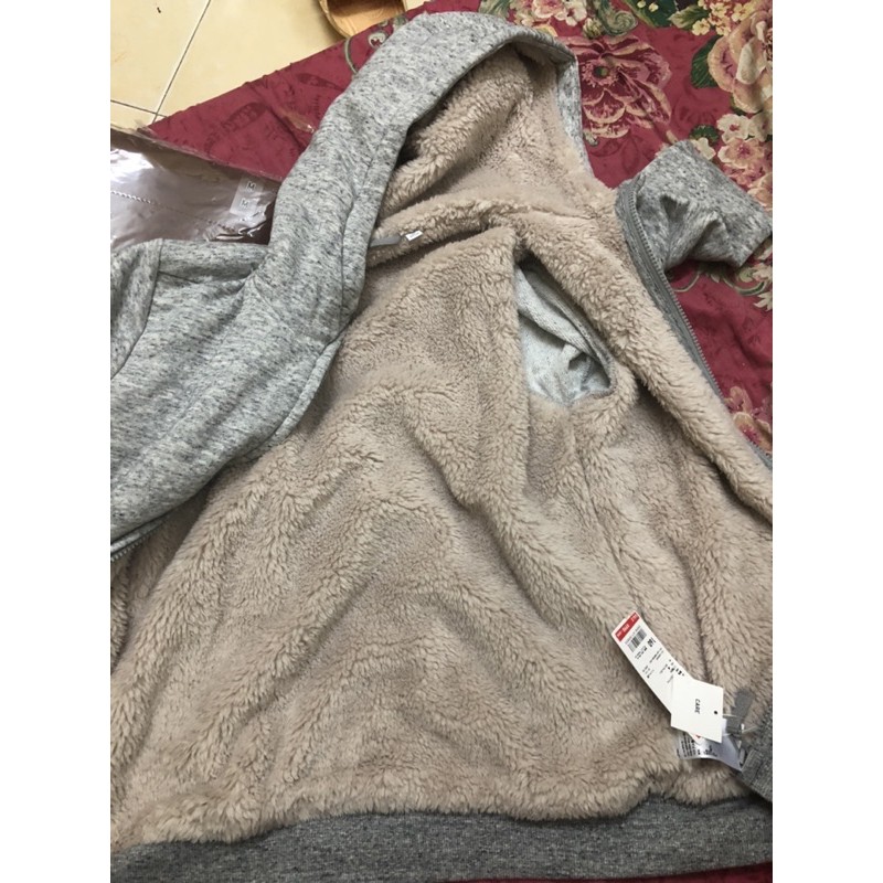 áo khoác nỉ lót lông cừu Uniqlo cho mẹ và bé Nhật bản ( hàng nội địa Nhật có bill)