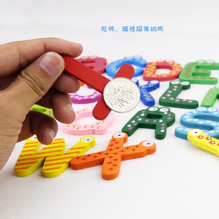 Từ số Chữ cái tiếng Anh tự dính giáo dục tủ lạnh dán từ tính trẻ sơ sinh phim hoạt hình bằng gỗ giáo dục sớm đồ chơi cha mẹ-con