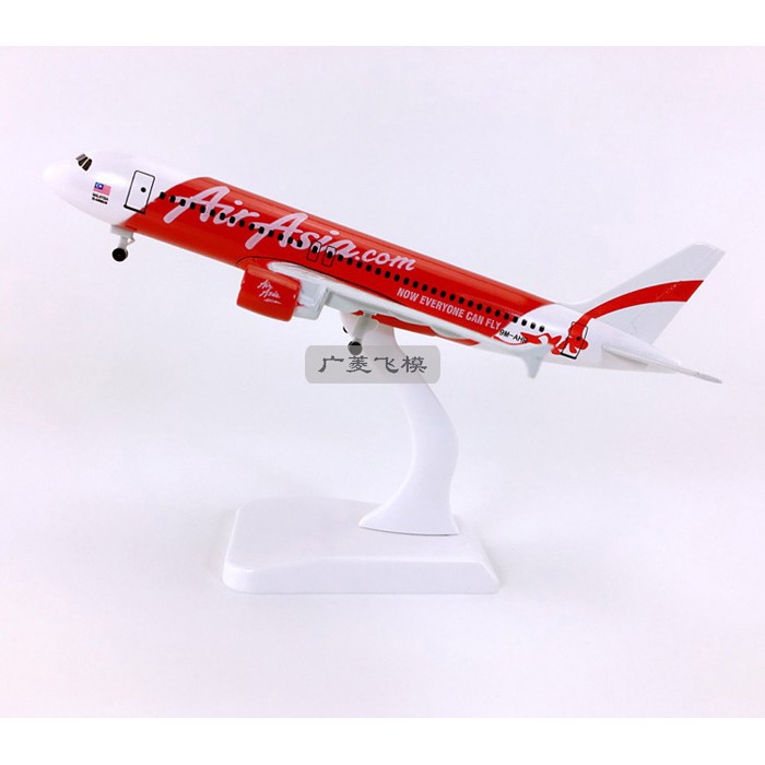 Mô hình máy bay Asia 20cm có bánh xe(Mô hình máy bay+ đế trưng bày)