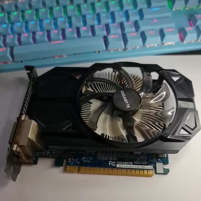 Card màn hình Gigabyte GTX 750 1GB DDR5 - Max setting LMHT - FF04 | BigBuy360 - bigbuy360.vn