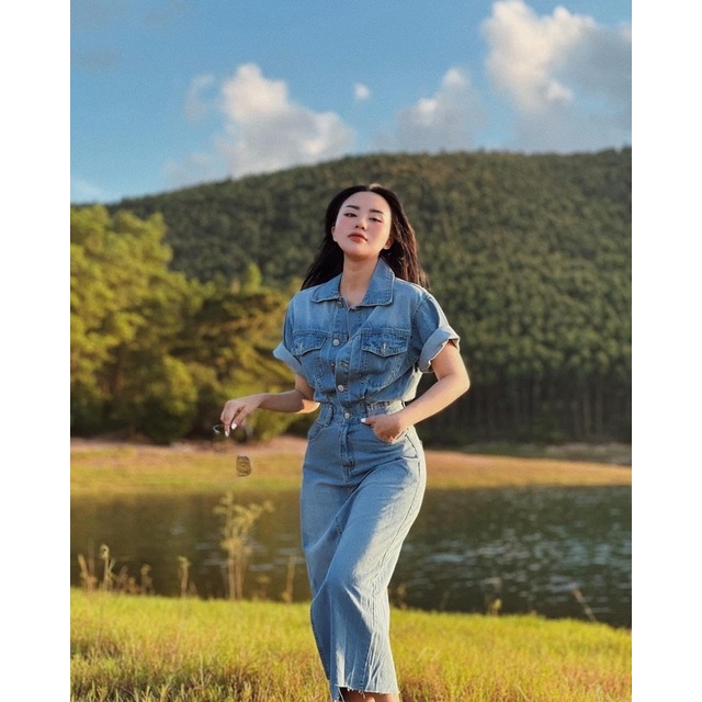 VÁY DENIM CỔ BẺ DÁNG DÀI