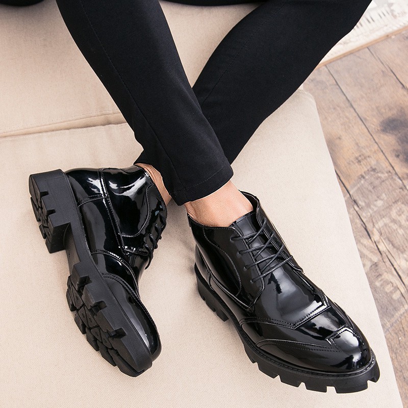 Giày bốt da bóng cổ cao vintage thời trang cho nam . 2020 new < <