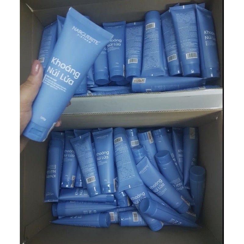 SỮA RỬA MẶT SẠCH DA KIỀM DẦU TỪ KHOÁNG NÚI LỬA | BigBuy360 - bigbuy360.vn