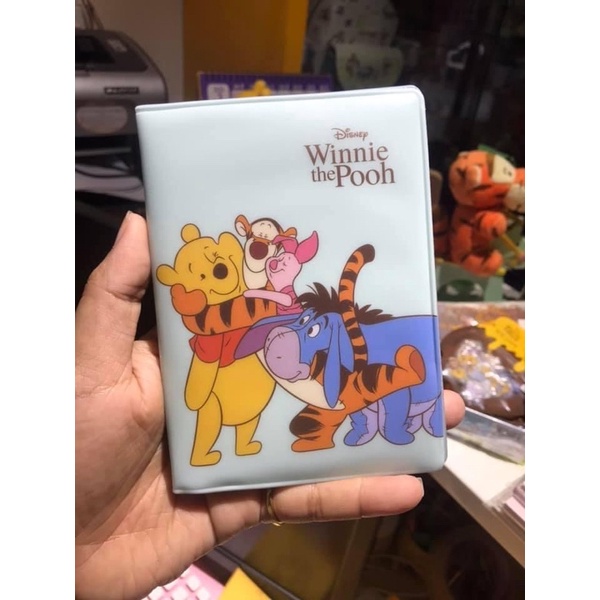 Ví bọc hộ chiếu gấu Pooh