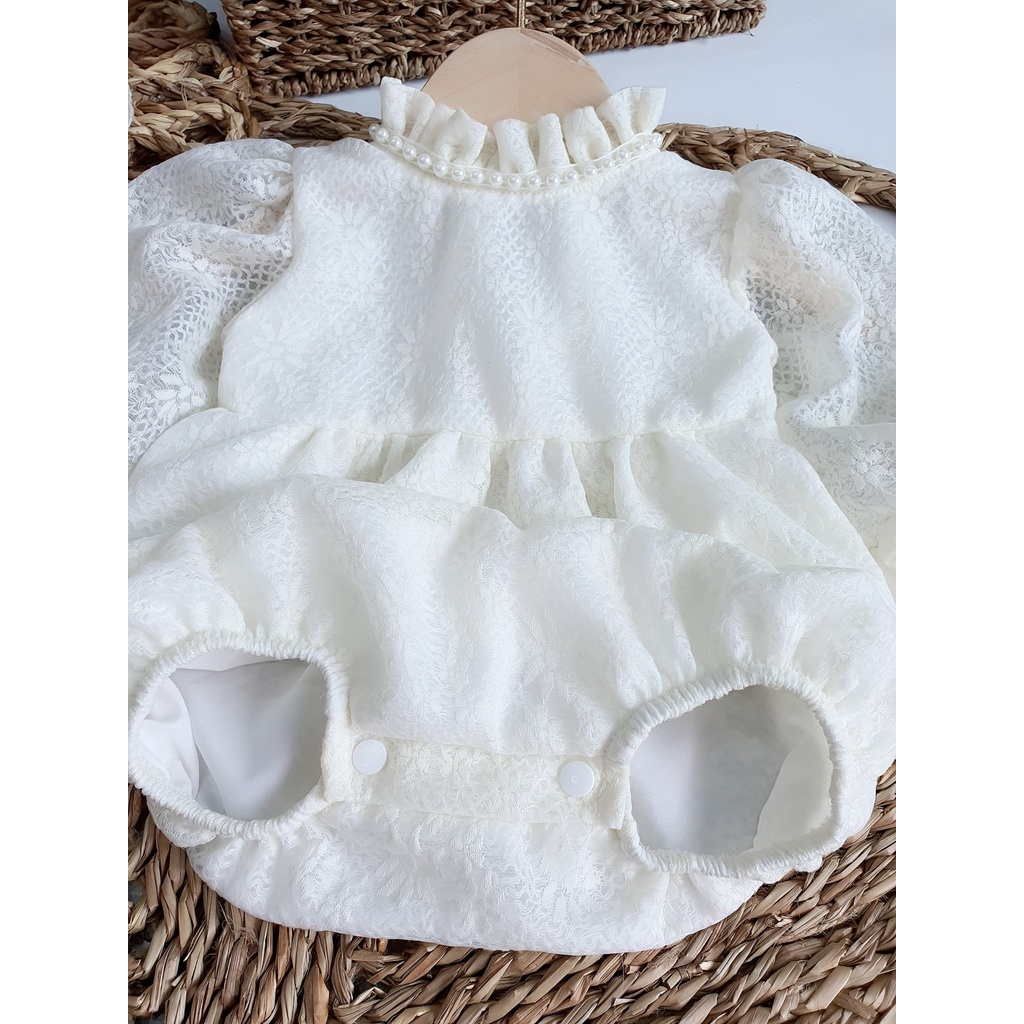 Bodysuit Cổ Tàu, Bodychip Dài Tay Thu Đông Chất Liệu Ren Nhật Cho Bé Gái Sơ Sinh