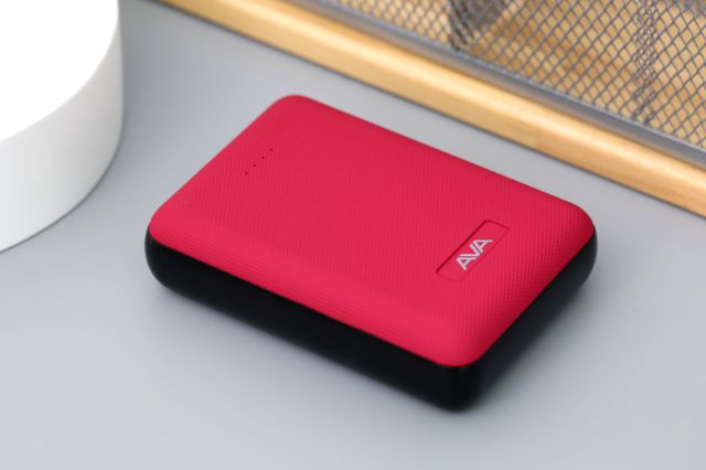 Pin sạc dự phòng chính hãng AVA dung lượng 10000  mAh,bảo hành 1 thang1 đổi 1.