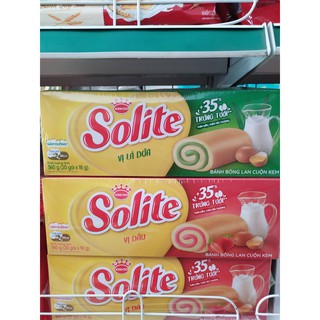 Bánh bông lan cuộn solite Kinh Đô dâu, lá dứa, socola gói 360g