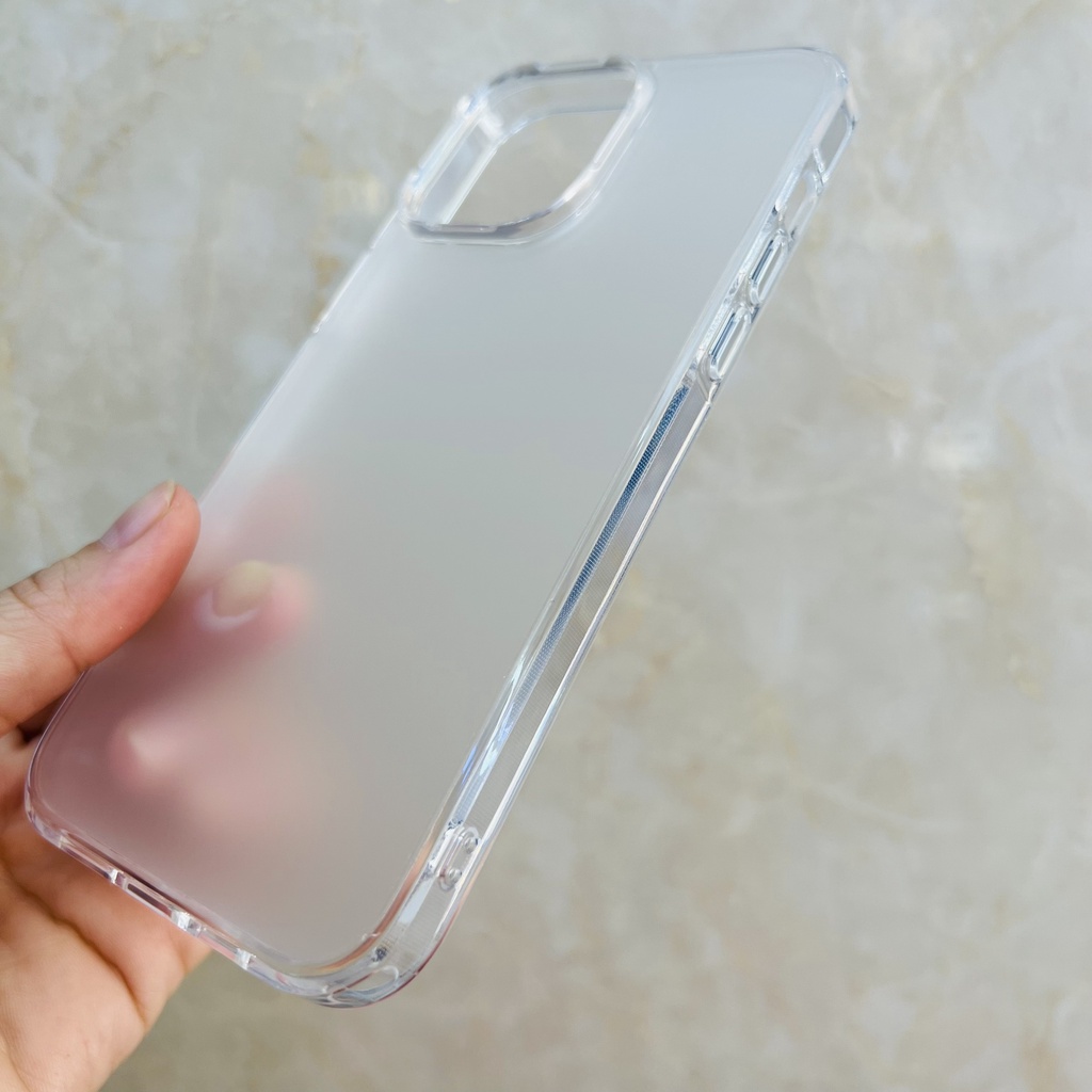Ốp lưng iPhone 14 Pro Max Likgus trong mờ chống vân tay