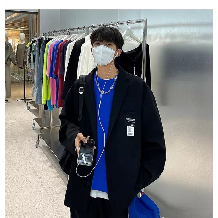 ÁO KHOÁC BlAZER FORM RỘNG T-A-N phong cách Hàn Quốc AV02 thời trang unisex size nam nữ dể phối đồ màu den in ngực
