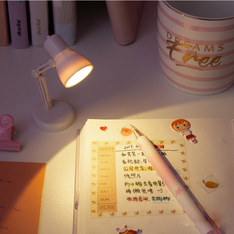 Đèn LED mini để bàn thiết kế độc đáo đáng yêu