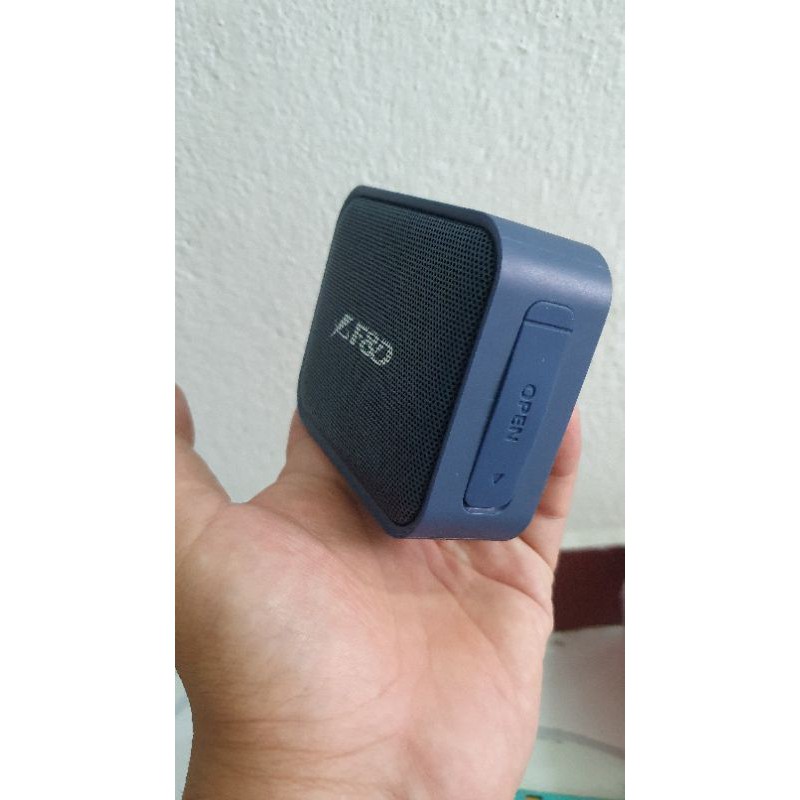 Loa Bluetooth Fenda W5 Plus Chính Hãng -Nobox 99%