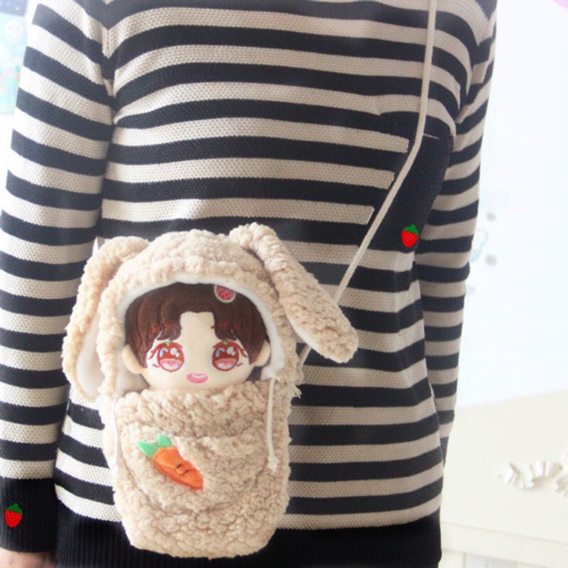 Túi đeo thỏ cà rốt cho doll 20cm