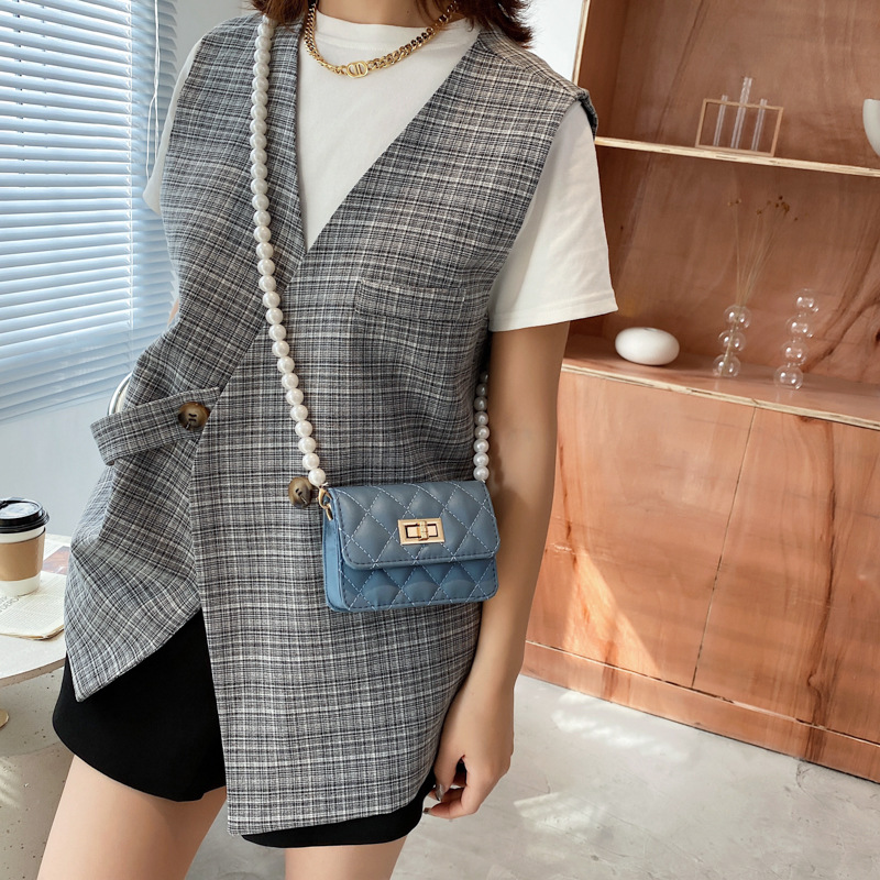 Túi xách hình vuông nhỏ đính đá phối ngọc trai giả thời trang 2023 phổ biến mới