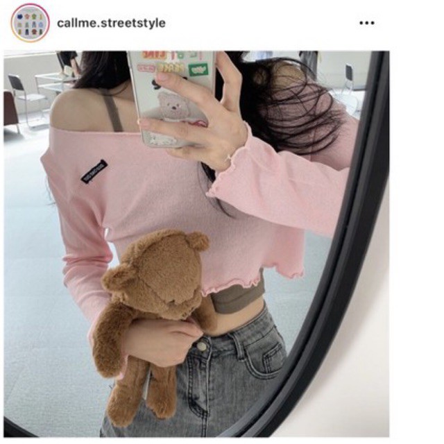 Pass croptop trễ vai Callme Street style