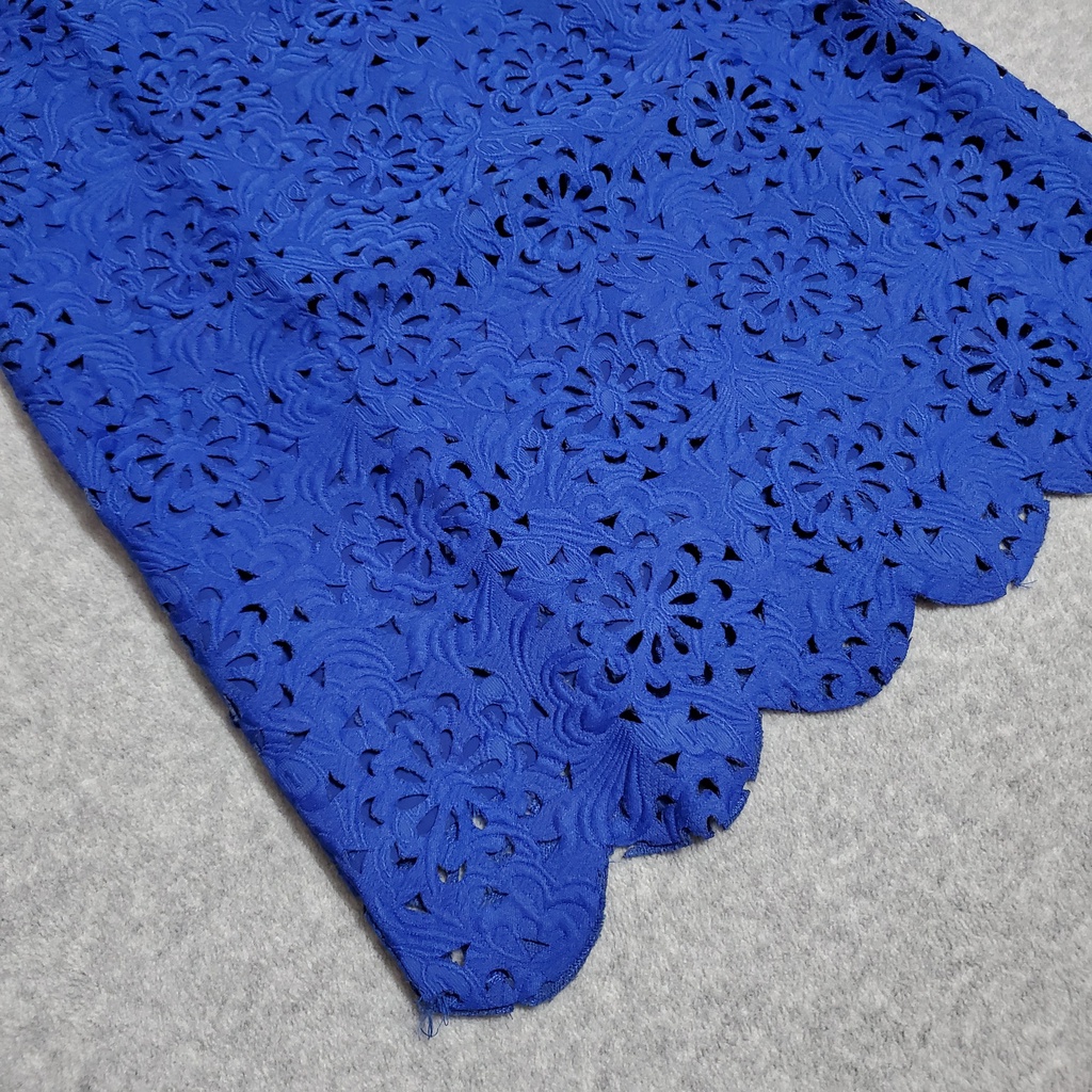 Đầm ren dáng suông Banana Republic 951028