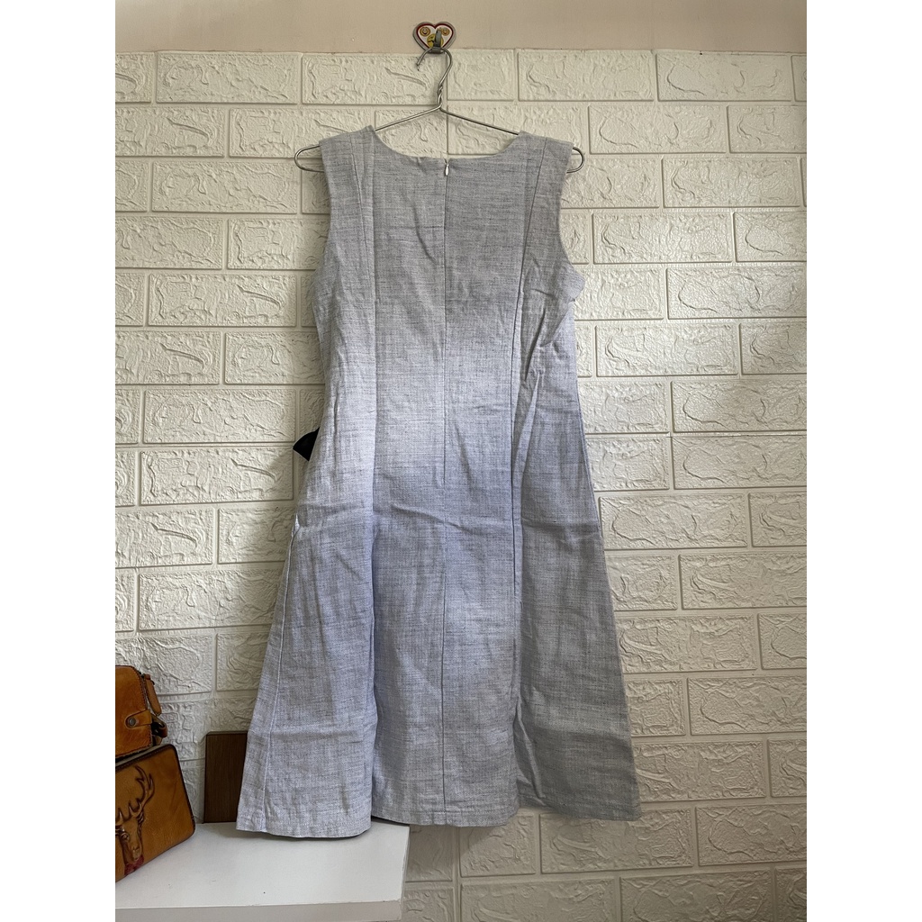 Đầm suông đắp tà cột nơ bên eo