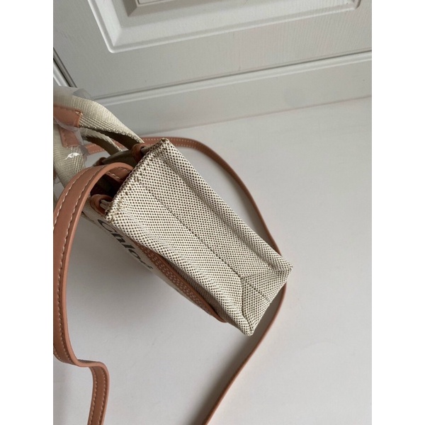 Túi Chloe tote chất canvas cực dày quai cầm và có đeo chéo