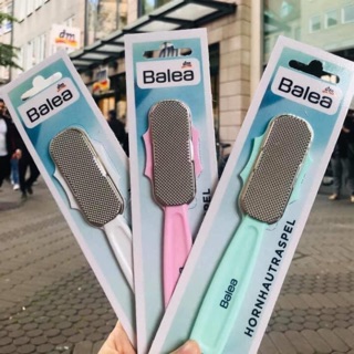Chà gót chân Balea tẩy da chết chân Đức