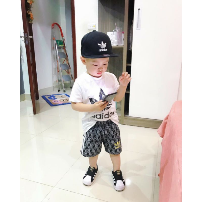 set bộ adias cho bé