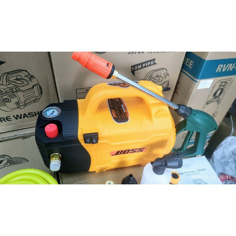 Máy rửa xe có chỉnh áp BOSS 3000w áp lực cực mạnh .