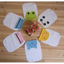 Khăn thấm mồ hôi lưng in hình cao cấp, mềm mại an toàn cho da bé