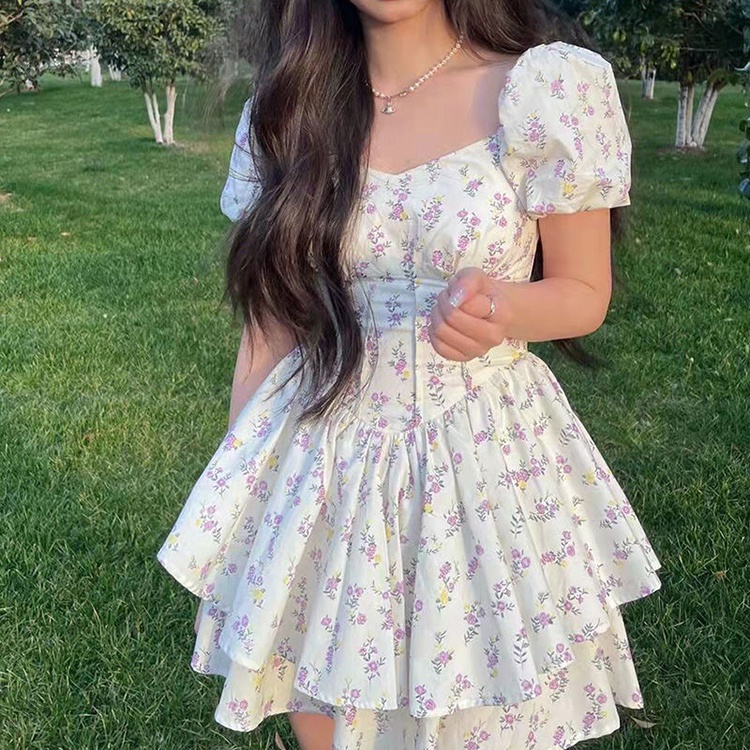 Đầm IELGY tay ngắn cổ vuông họa tiết hoa xinh xắn dễ phối đồ cho nữ