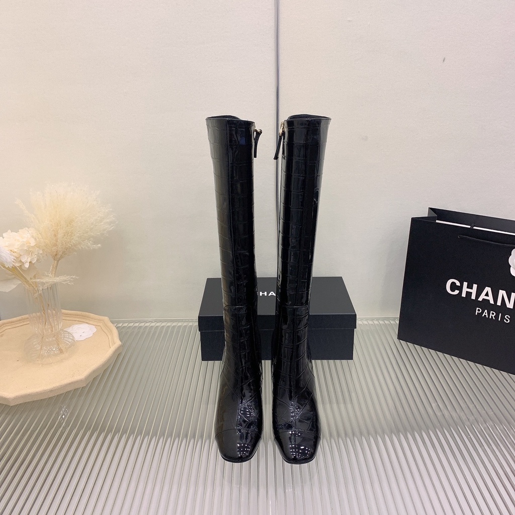 Boots nữ da thật thời trang cao cấp 𝘾𝙝𝙖𝙣n𝙚𝙡 thiết kế cổ cao tinh tế, màu sắc tối giản, phong cách retro