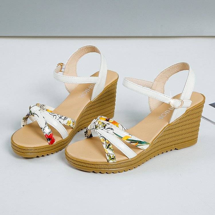 Sandal Đế Xuồng Thiết Kế Mới Cao Cấp Thời Trang