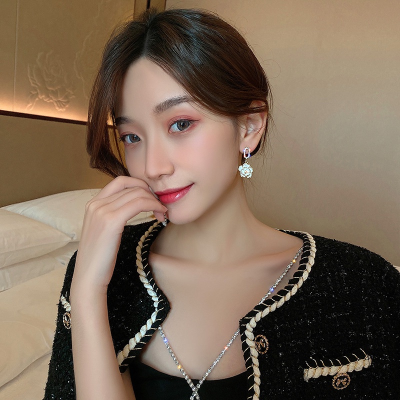 Khuyên Tai Hình Hoa Trà Phong Cách Hàn Quốc Cổ Điển Chất Lượng Cao Cho Nữ