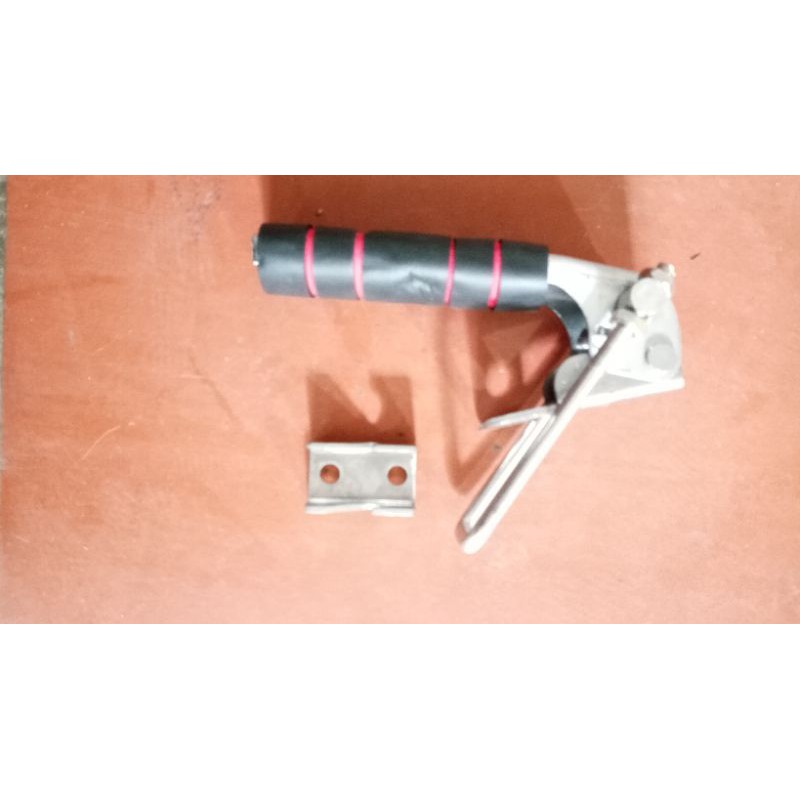 Bộ tay khóa tủ cơm 6 khay ,9 khay, 12 khay. chất liệu inox, tay bọc xốp chất lương cao, bền đẹp