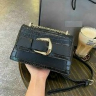 Túi đi tiệc size 20cm