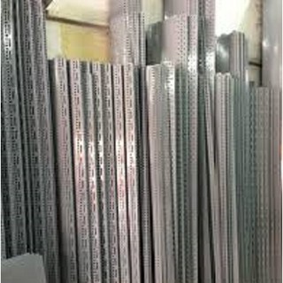 Sắt V lỗ đa năng  siêu rẻ 40x60