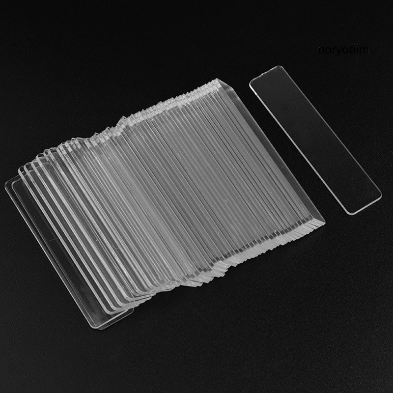 Thanh trưng bày móng úp loại có dán keo silicon sẵn 2 mặt