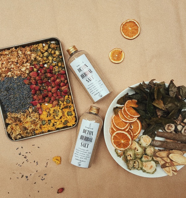 Detox Herbal Salt, Tẩy Da Chết Dành Cho Da Mụn | BigBuy360 - bigbuy360.vn