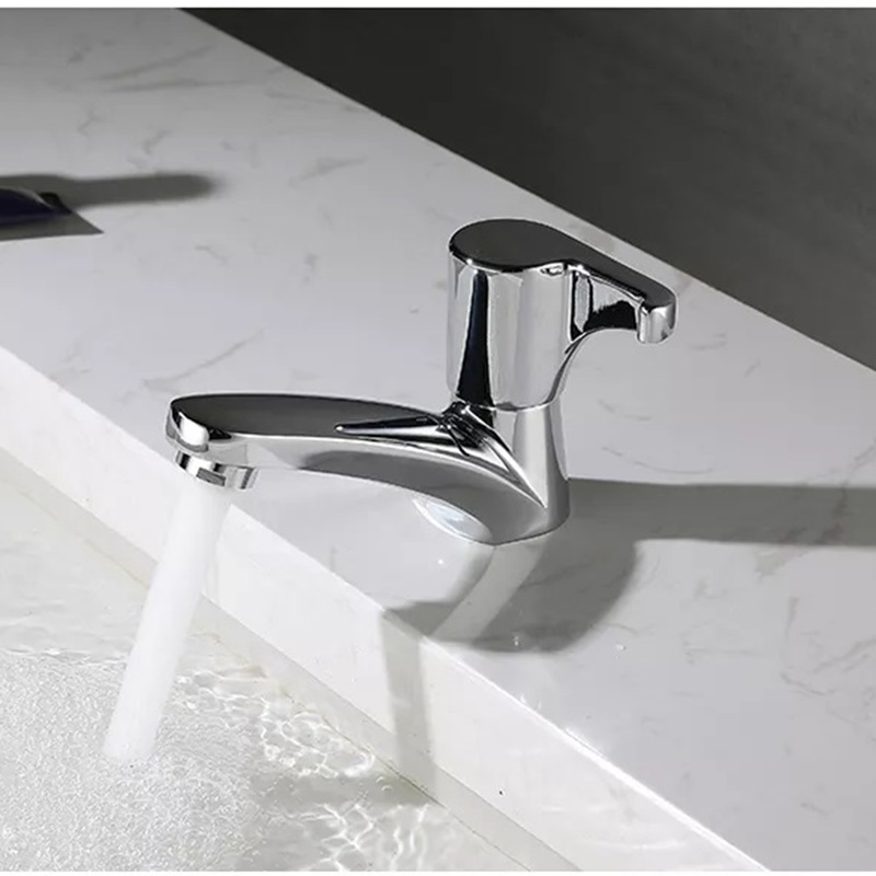 Vòi lavabo lạnh 1 đường nước inox 304 trụ tròn cao 8cm mạ màu bạc với thân tròn, kiểu dáng nhỏ gọn, hiện đại