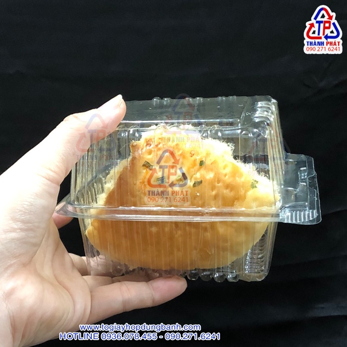 100 Hộp H5 cao 2 nút bấm – Hộp nhựa vuông đựng bánh mì chà bông, bánh bông lan vuông nhỏ