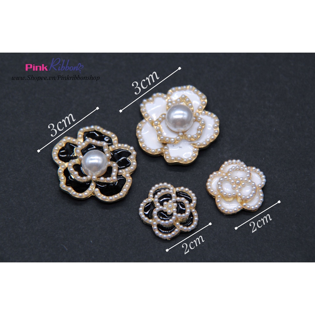 Charm hoa Ch@N€L đính trai nhí cỡ 3cm và 2cm
