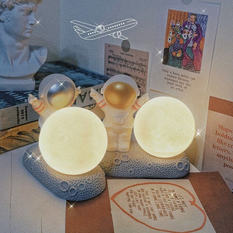 Đèn ngủ để bàn hình mặt trăng hoạt hình dễ thương